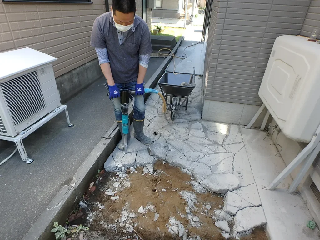 七尾市土間コンクリート人力取り壊し