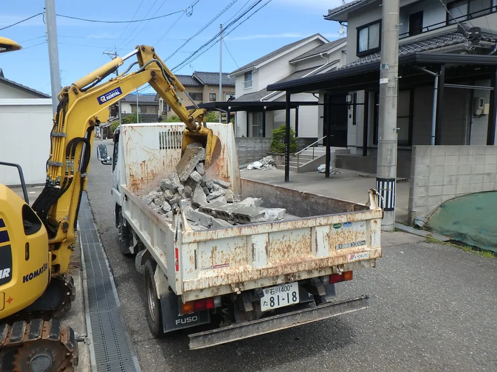 がれき類の搬出